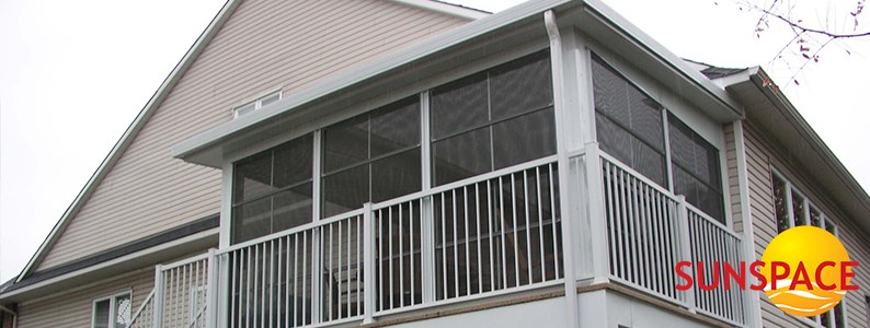 Vertical 4 Track Windows